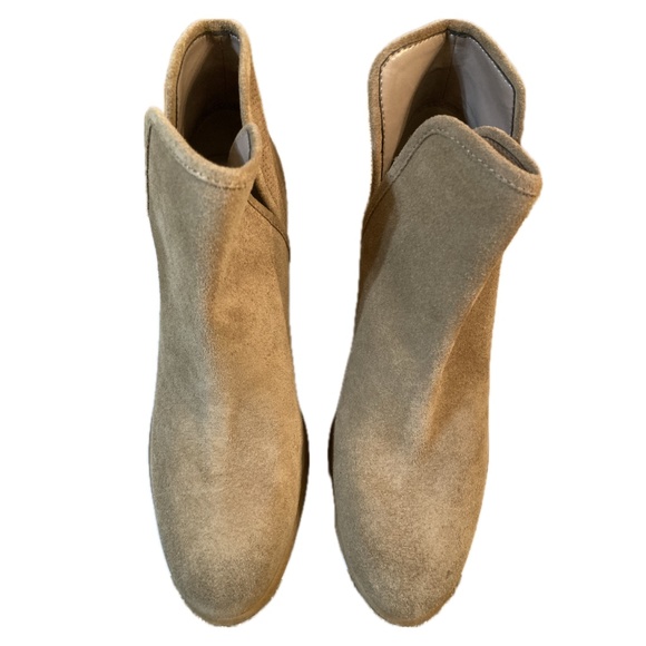 BP. Split Shaft Light Tan Suede Ankle Booties - Picture 3 of 8